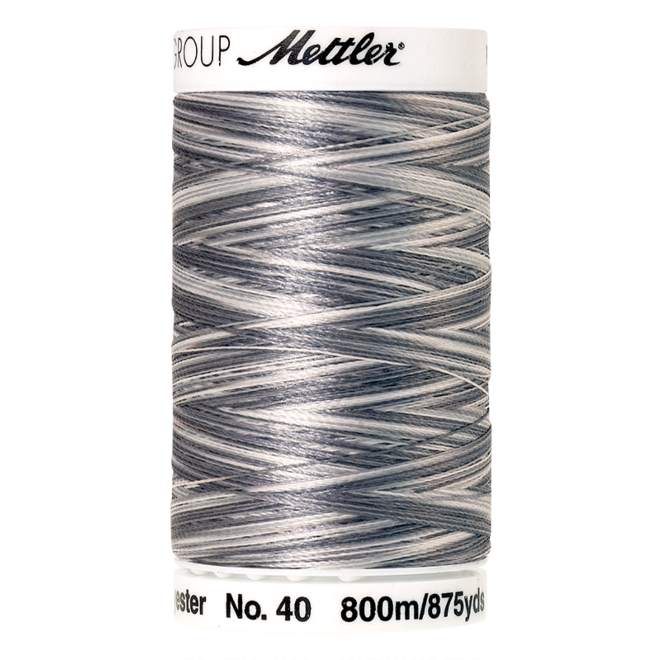 Amann Mettler Poly Sheen Multi, 800m Spule in Overcast Greys Die Multifarben harmonieren perfekt mit dem unifarbenen Poly Sheen