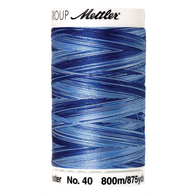 Amann Mettler Poly Sheen Multi, 800m Spule in Nautical Blues Die Multifarben harmonieren perfekt mit dem unifarbenen Poly Sheen