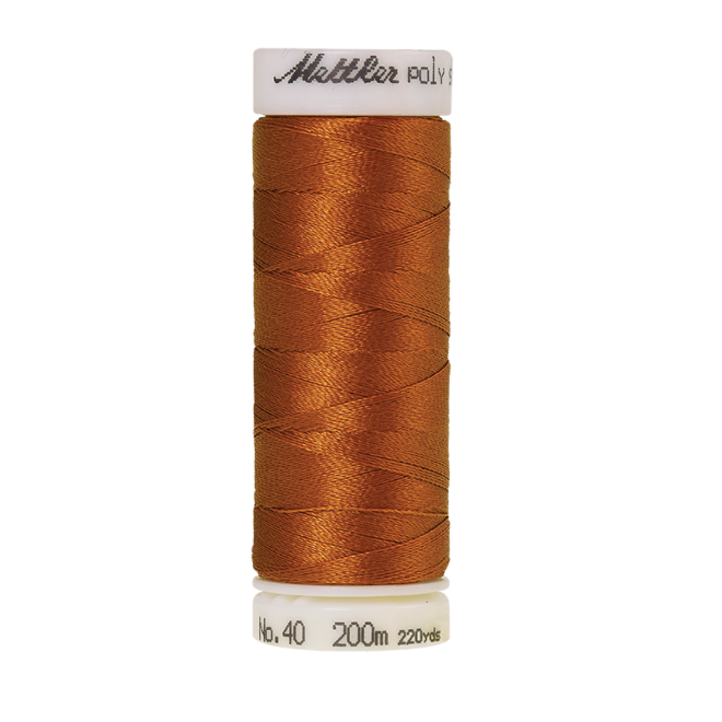 Amann Mettler Poly Sheen Saffron glänzt durch den trilobalen Fadenquerschnitt besonders schön. Zum Sticken, Quilten, Nähen. 200m Spule