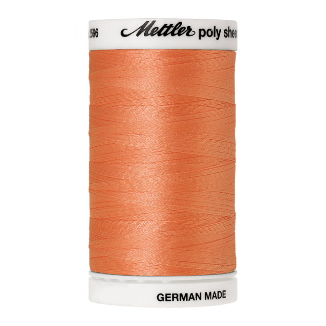 Amann Mettler Poly Sheen Star fish glänzt durch den trilobalen Fadenquerschnitt besonders schön. Zum Sticken, Quilten, Nähen. 800m Spule