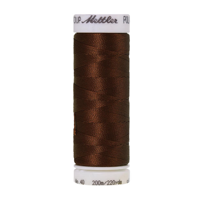 Amann Mettler Poly Sheen Fax glänzt durch den trilobalen Fadenquerschnitt besonders schön. Zum Sticken, Quilten, Nähen. 200m Spule