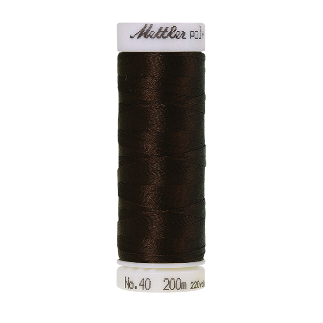Amann Mettler Poly Sheen Mahogany glänzt durch den trilobalen Fadenquerschnitt besonders schön. Zum Sticken, Quilten, Nähen. 200m Spule