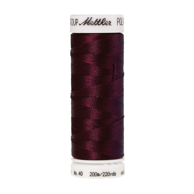Amann Mettler Poly Sheen Wine glänzt durch den trilobalen Fadenquerschnitt besonders schön. Zum Sticken, Quilten, Nähen. 200m Spule