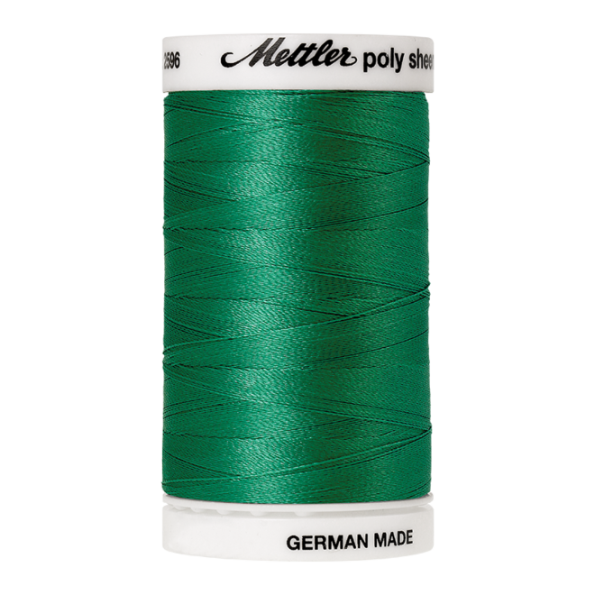 Amann Mettler Poly Sheen Trellis Green glänzt durch den trilobalen Fadenquerschnitt besonders schön. Zum Sticken, Quilten, Nähen. 800m Spule