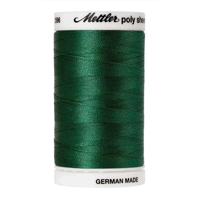 Amann Mettler Poly Sheen Bright Green glänzt durch den trilobalen Fadenquerschnitt besonders schön. Zum Sticken, Quilten, Nähen. 800m Spule