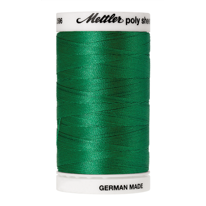 Amann Mettler Poly Sheen Kelley glänzt durch den trilobalen Fadenquerschnitt besonders schön. Zum Sticken, Quilten, Nähen. 800m Spule