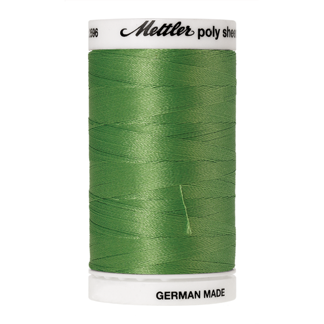 Amann Mettler Poly Sheen Pear glänzt durch den trilobalen Fadenquerschnitt besonders schön. Zum Sticken, Quilten, Nähen. 800m Spule