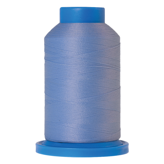 Amann Mettler Seraflock in der Farbe Sweet Boy auf der 1000m Kone. Seraflock ist ein Bauschgarn, besonders geeignet für Dessous, Schwimm- und Sportbekleidung.