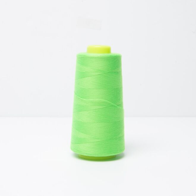 Overlockgarn neongrün (2740m)