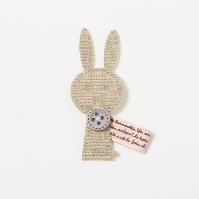 Knopfhase Aufnäher beige